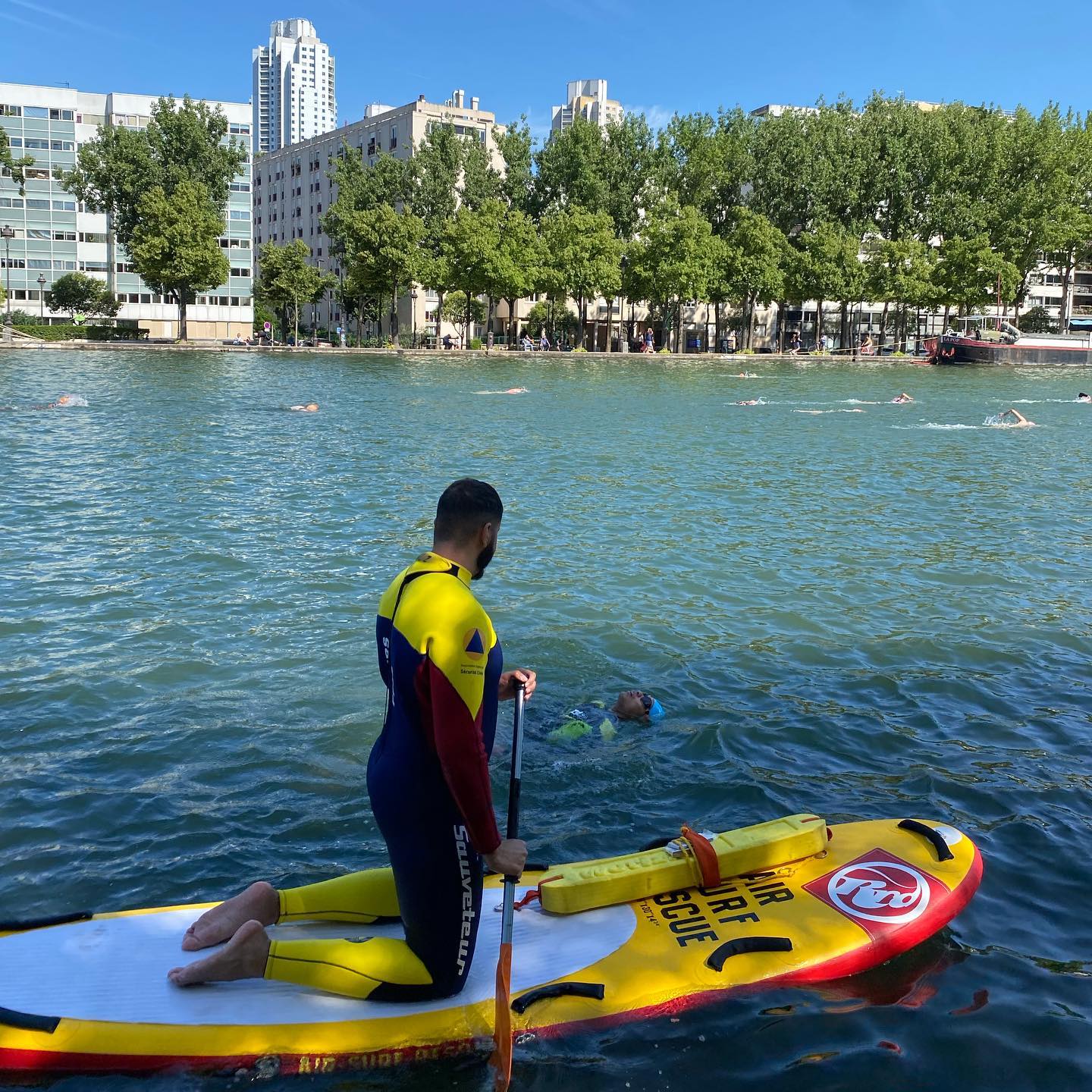 L’Open Swim Star de Paris a fait son grand retour samedi et dimanche dernier  Ce sont 7 courses en eau libre dans le Can…