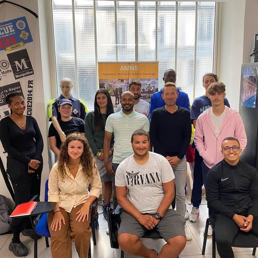 Notre formation BPJEPS AAN vient de commencer !  12 futurs maîtres nageurs en alternance dans différentes structures aqu…