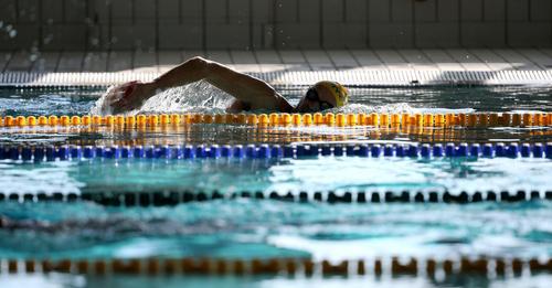 Réservation d&rsquo;un créneau horaire, lavage des mains… Le protocole sanitaire pour la réouverture des piscines