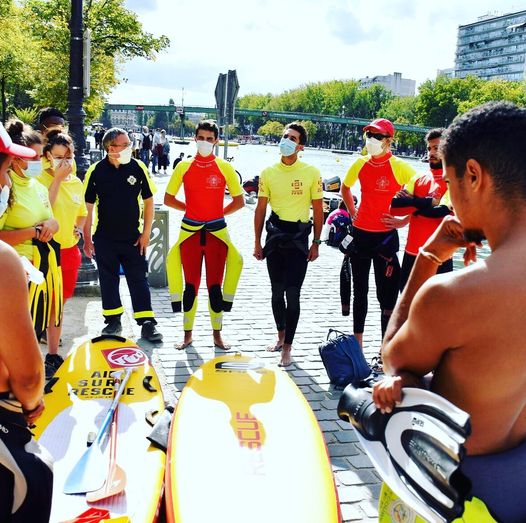 Samedi 5 septembre 2020 : En plein briefing pour l’#edfaquachallengeparis . Merci à @stella26paris pour les photos. #ffn…